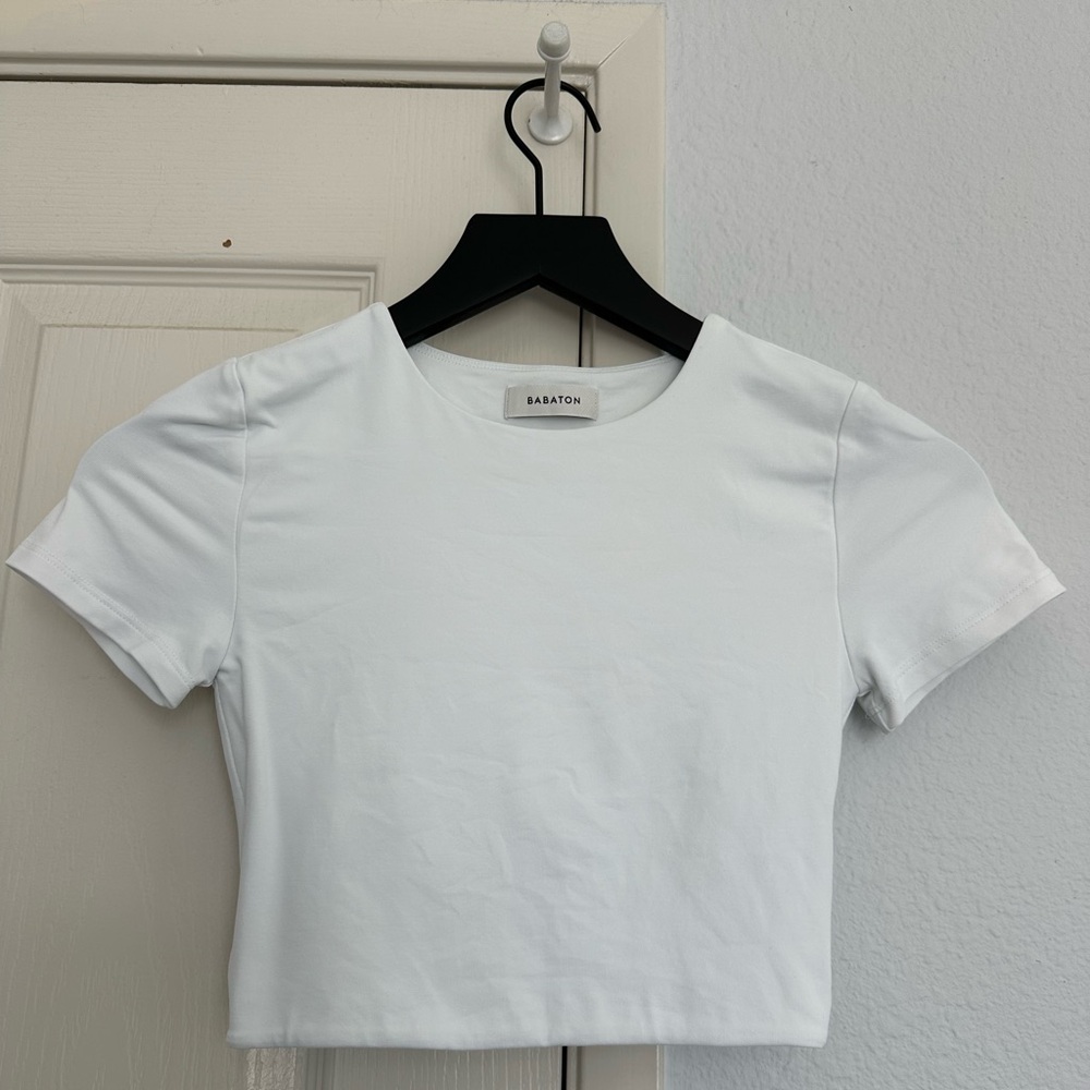 Contour crew cropped t-shirt